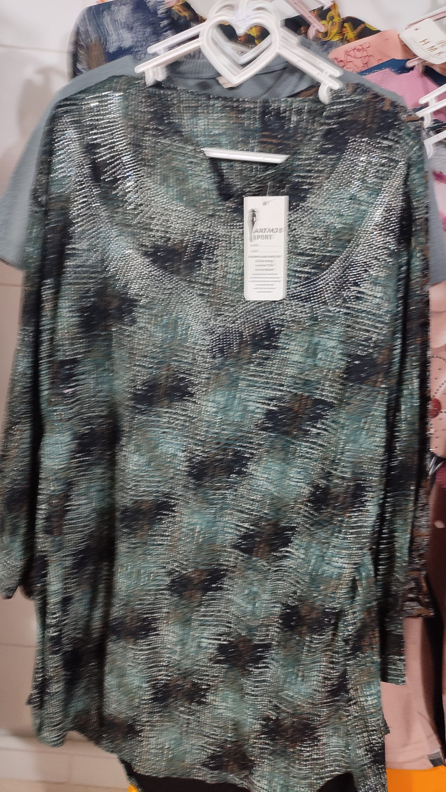 IMG_۲۰۲۵۱۰۱۲_۱۸۲۰۰۱ تونیک نگین دار مرینوس ارومیه - تصویر 1